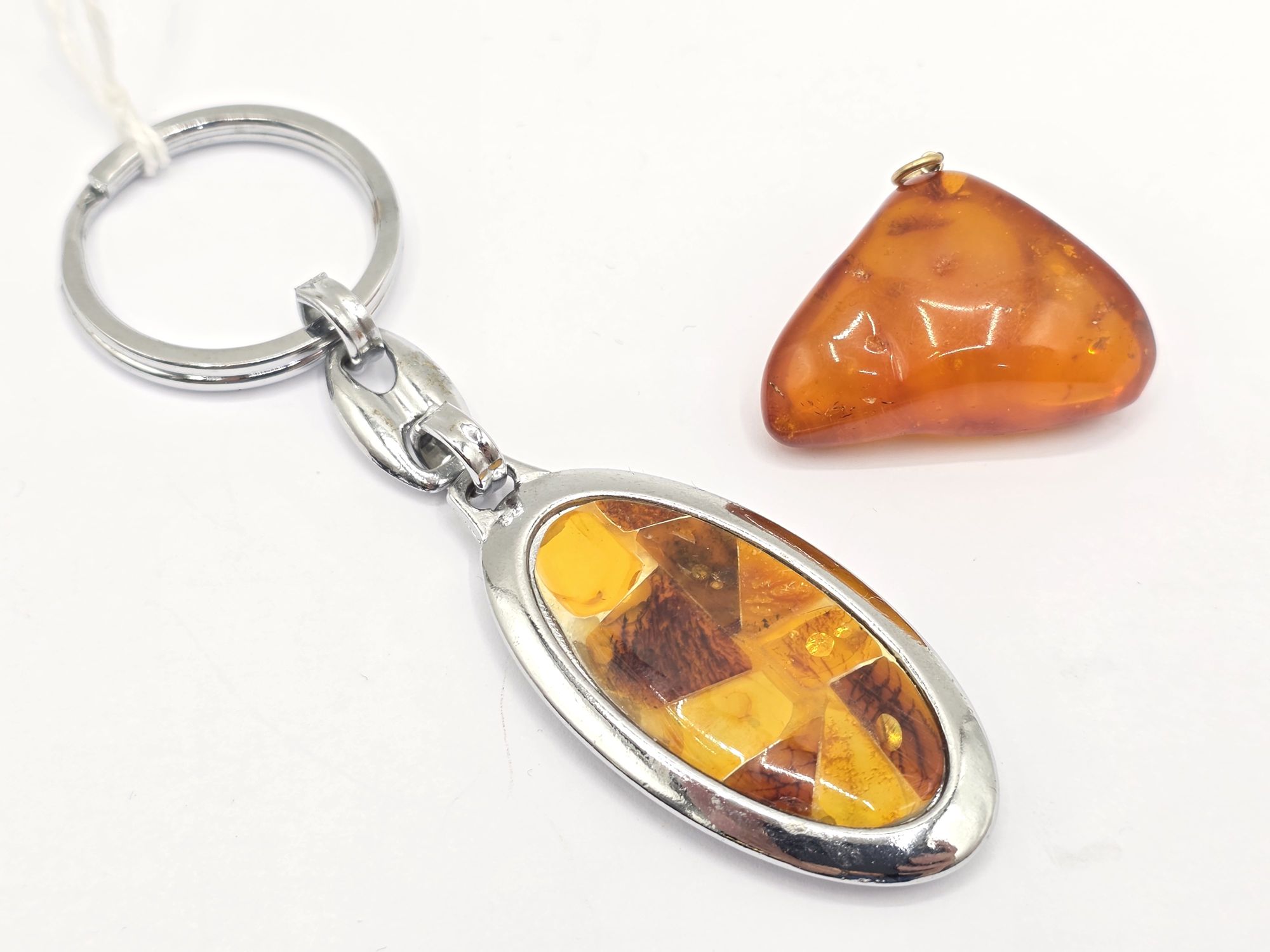 64 · AMBER PENDANT AND KEYRING