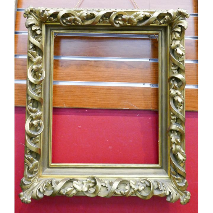 Antique Ornate Gilt Picture Frame- 21x18'' and fits 16x12.5''