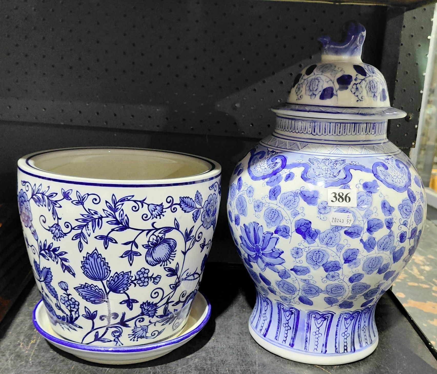 386 · CERAMIC CANISTER & JARDINIERE