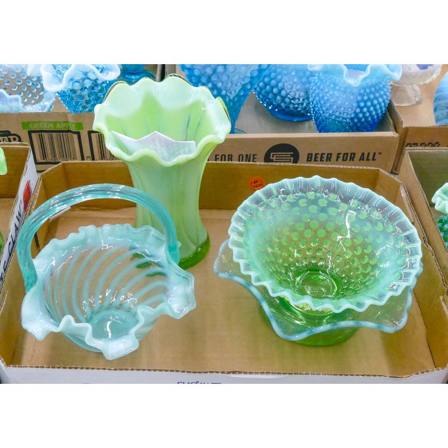 Box 4pc Green Opalescent Glass Assorted