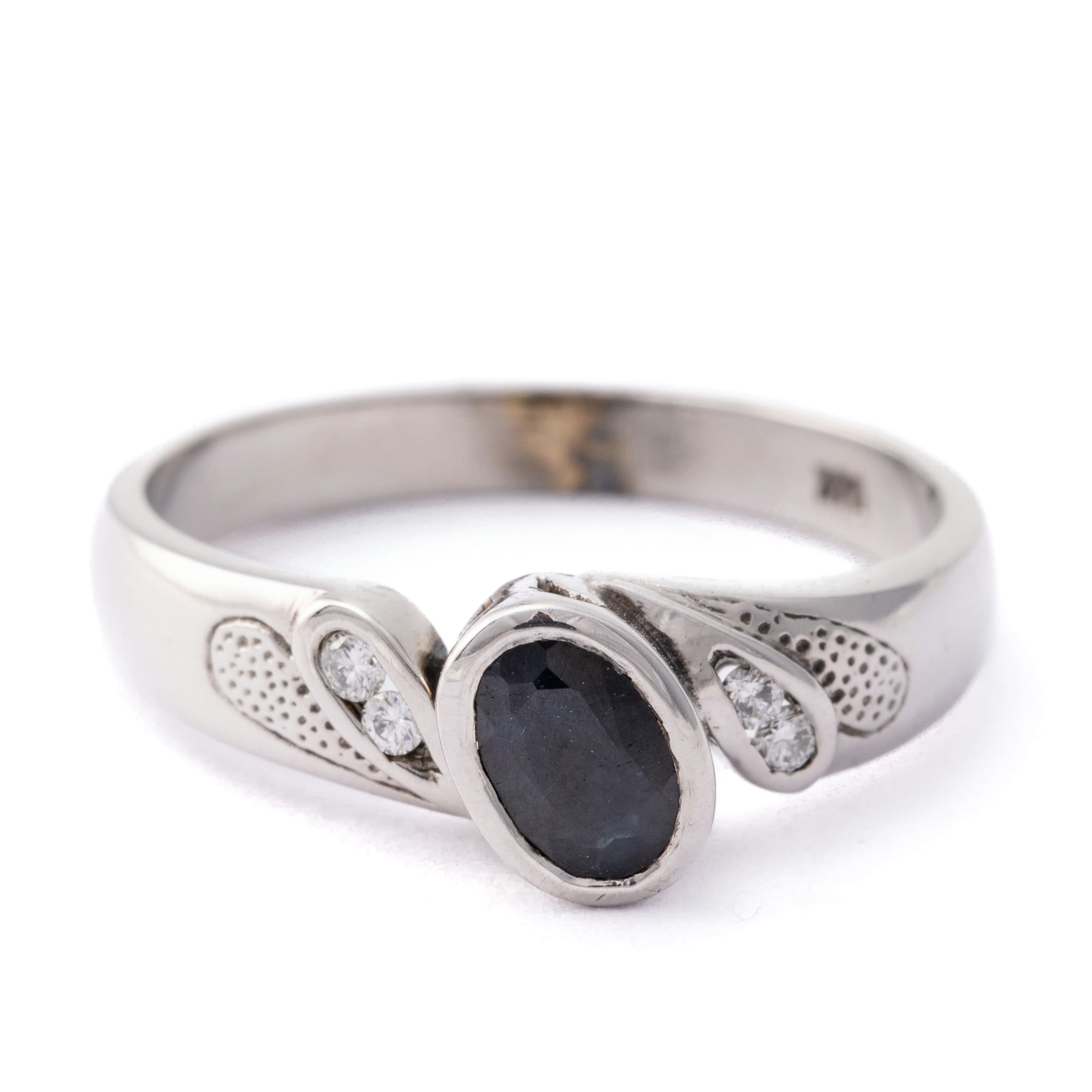 266 · Sapphire & Diamond Ring 9ct Gold