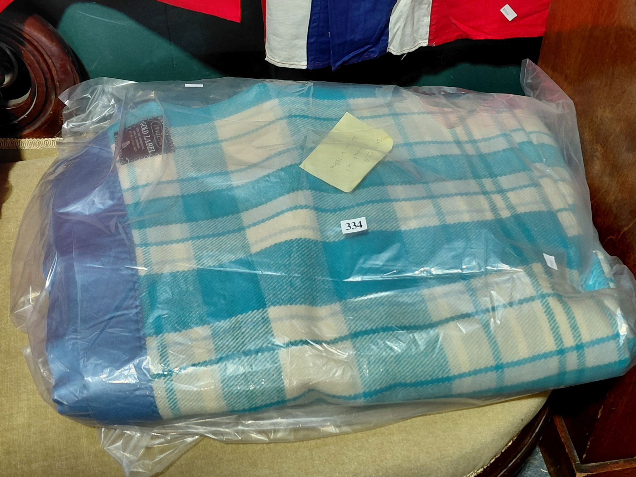 334 · WOOLLEN BLANKET