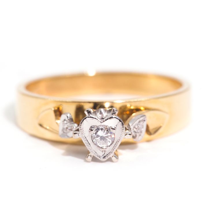Diamond Vintage Ring in 18 Carat Gold
