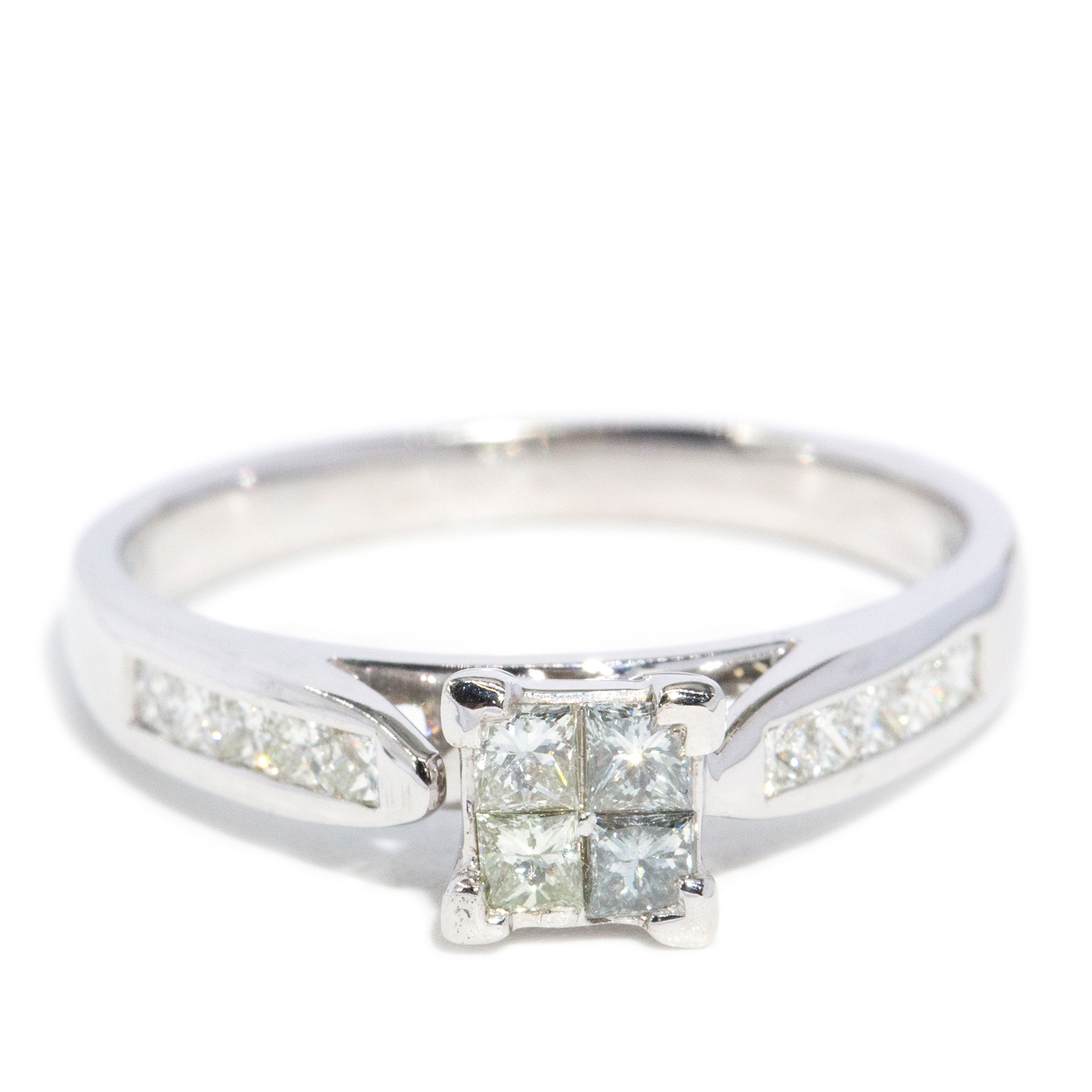 0.74 Carat Diamond Ring in 18ct Gold