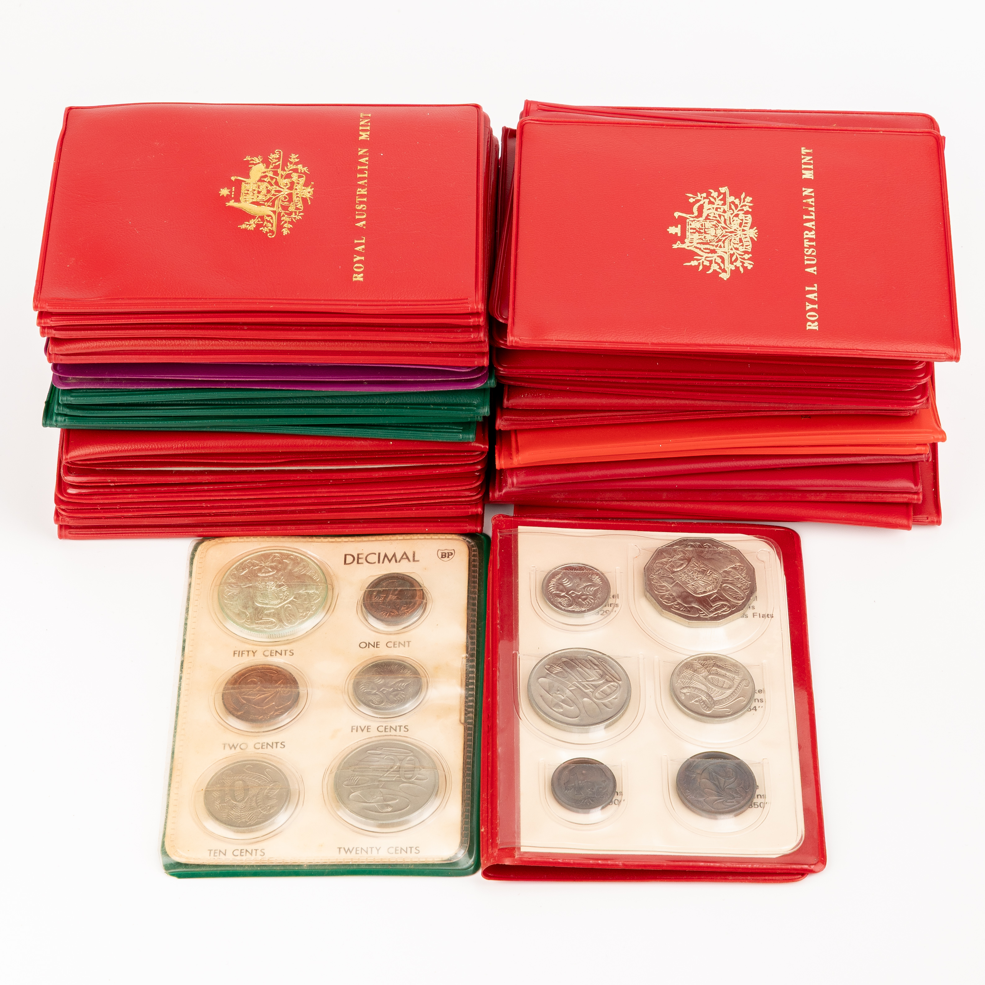 171 · Elizabeth II, Wallet Sets, One Cent - Fifty Cents, 1966 - 1983, UNC