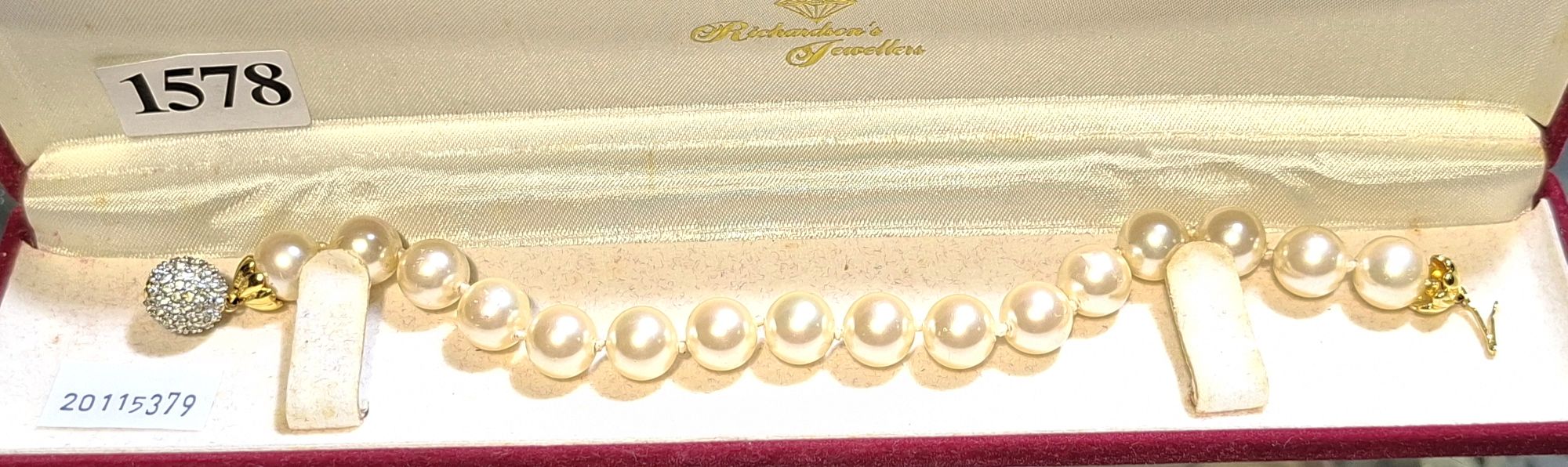 Pearl Bracelet