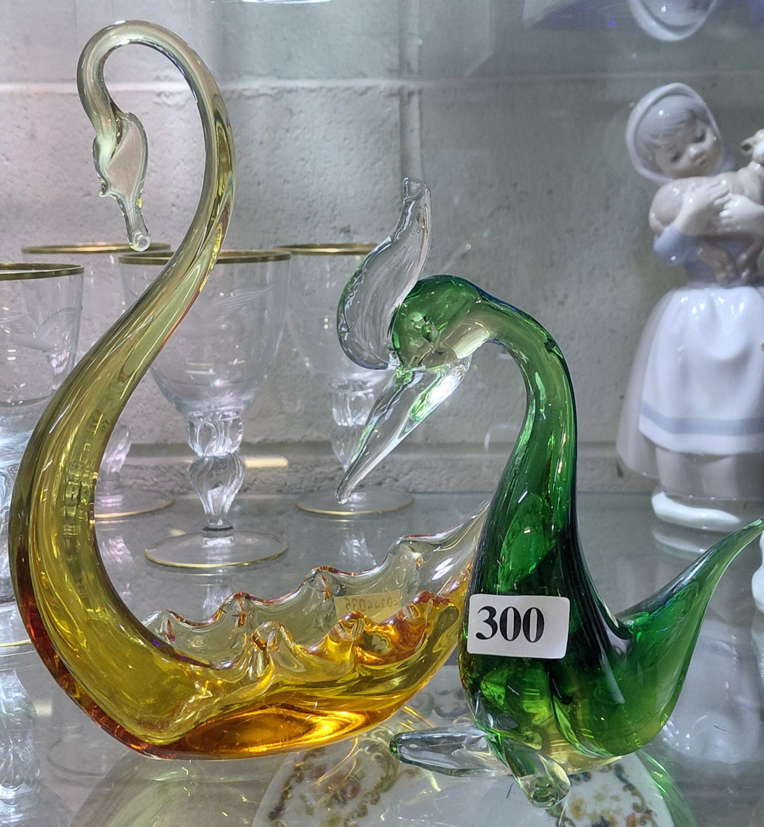 300 · MURANO GLASS BIRD FIGURES