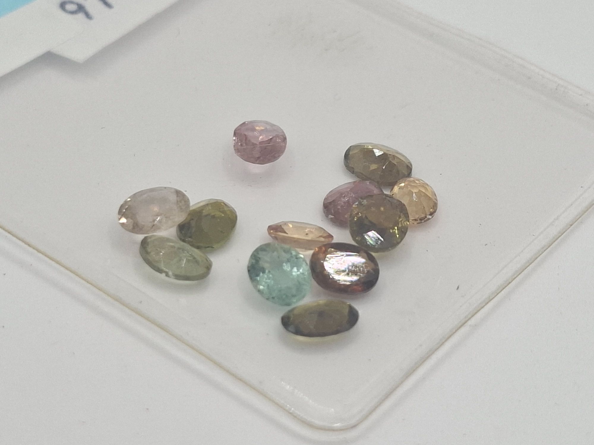 66 · SAPPHIRE GEMSTONES