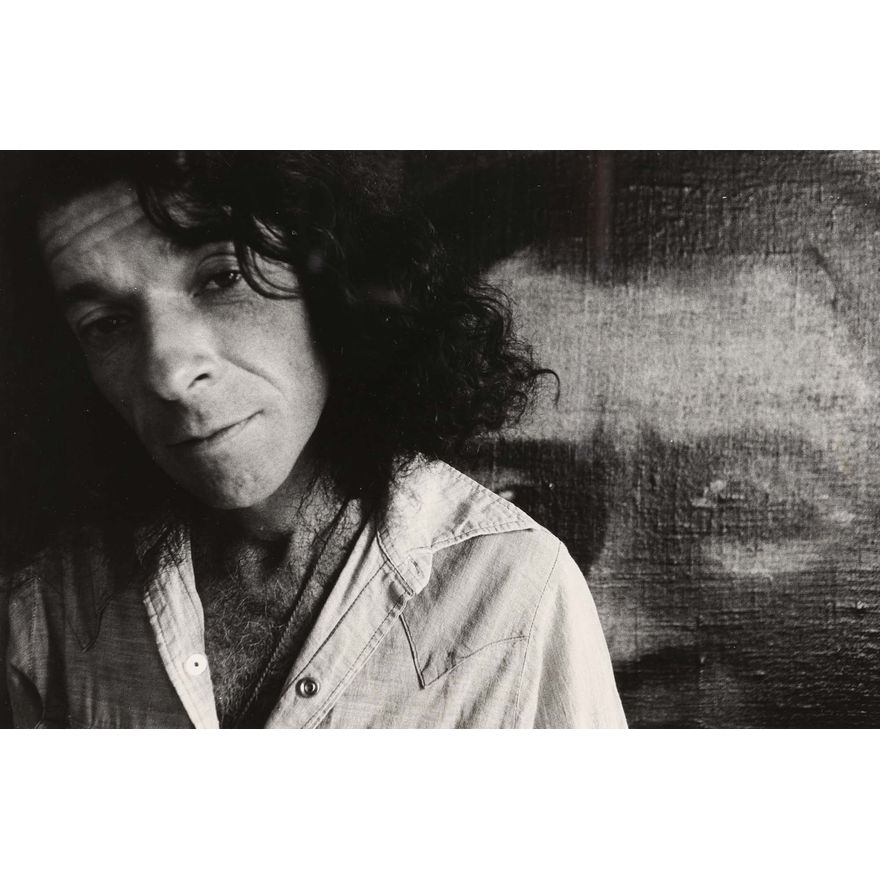 Marti Friedlander 'Tony Fomison in front of ‘Omai’ (c. 1979)'