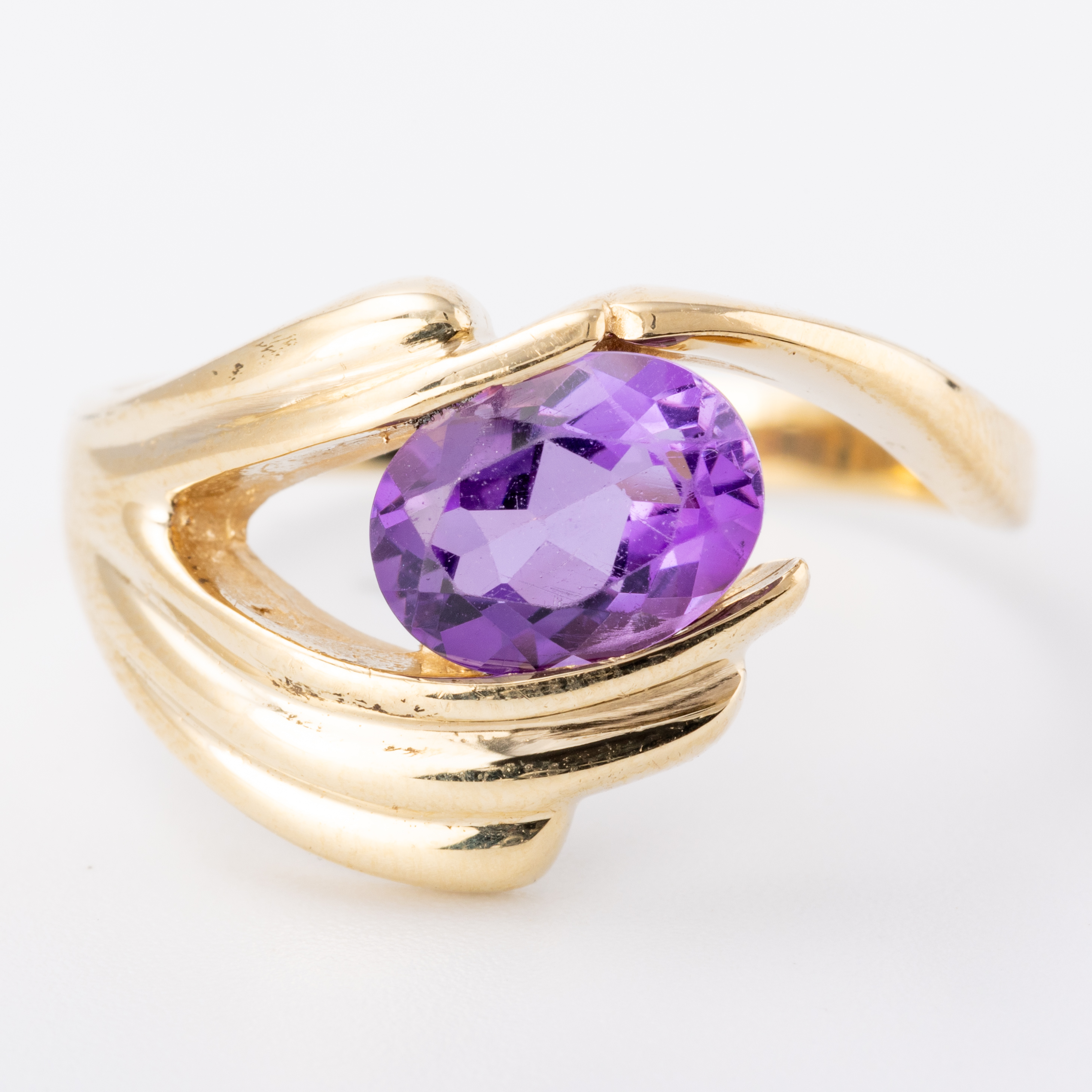 Amethyst 9ct Yellow Gold Ring