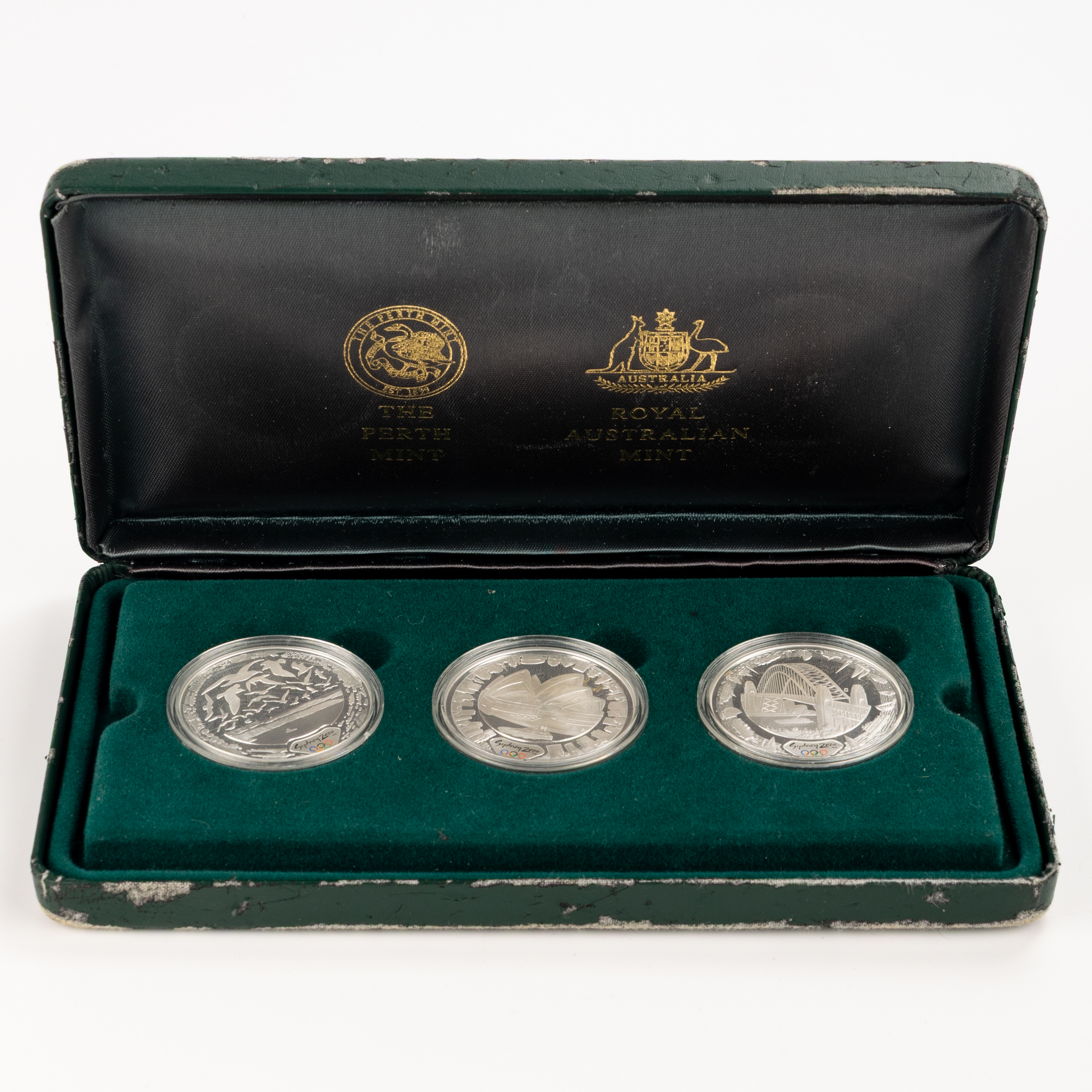 Elizabeth II, Sydney 2000 Olympic Silver 3 Coin Host City Set, Five Dollars, 2000, UNC
