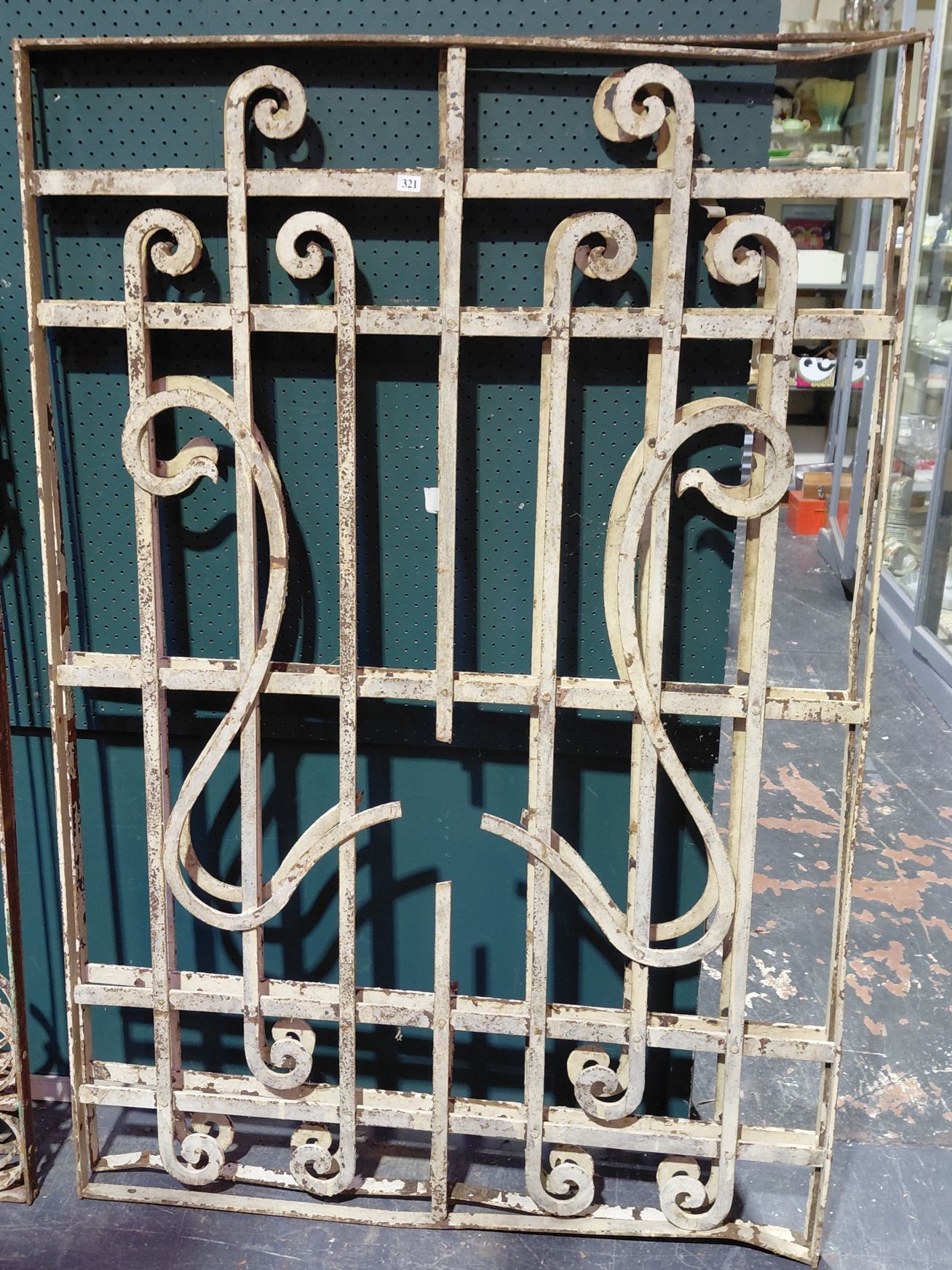 321 · WROUGHT IRON PANELS