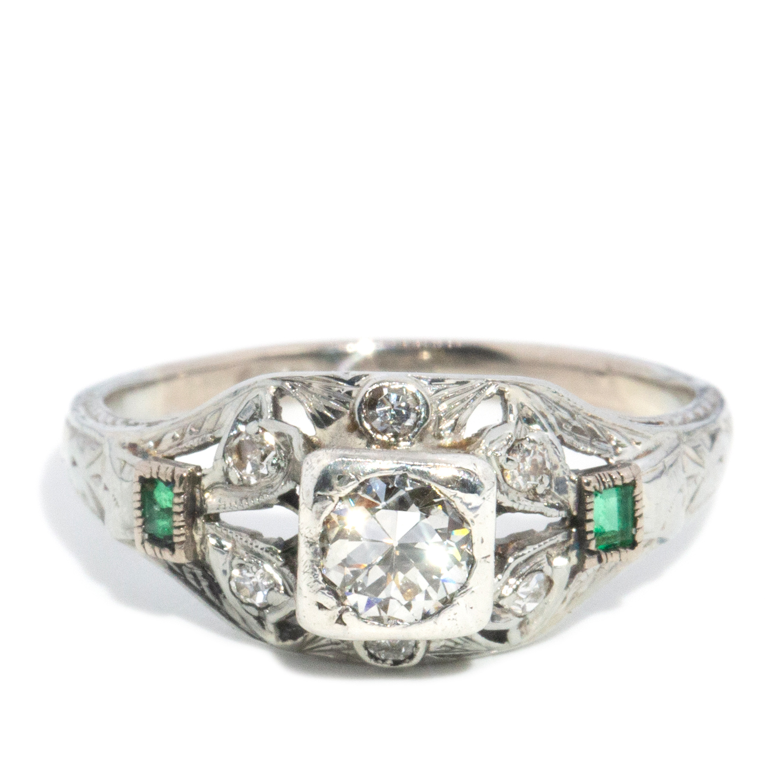 Diamond and Emerald Ring in 18ct White Gold