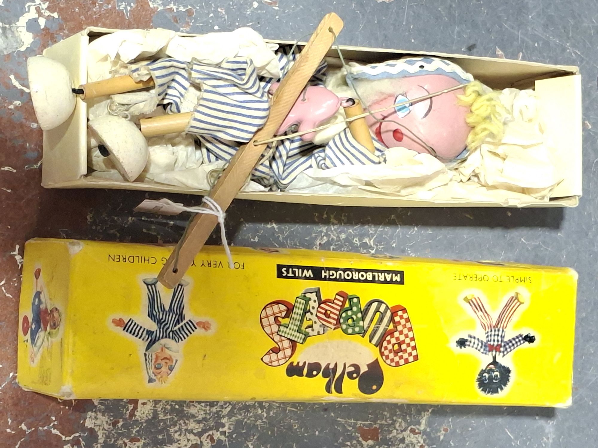1364 · PELHAM PUPPET