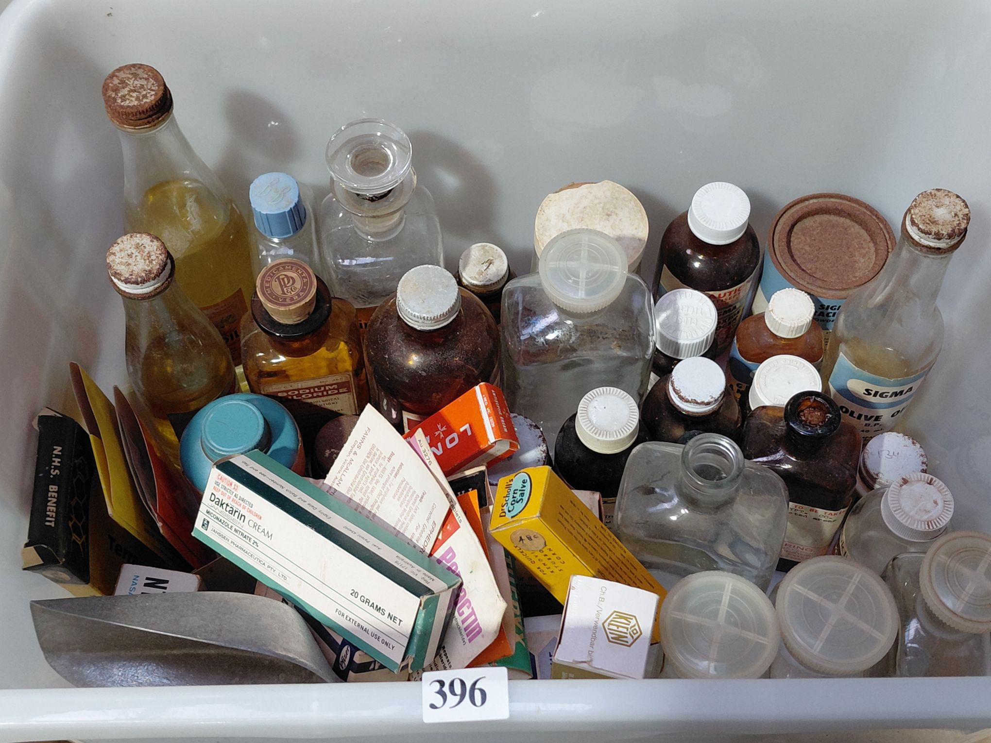 396 · PHARMACEUTICAL PACKAGING