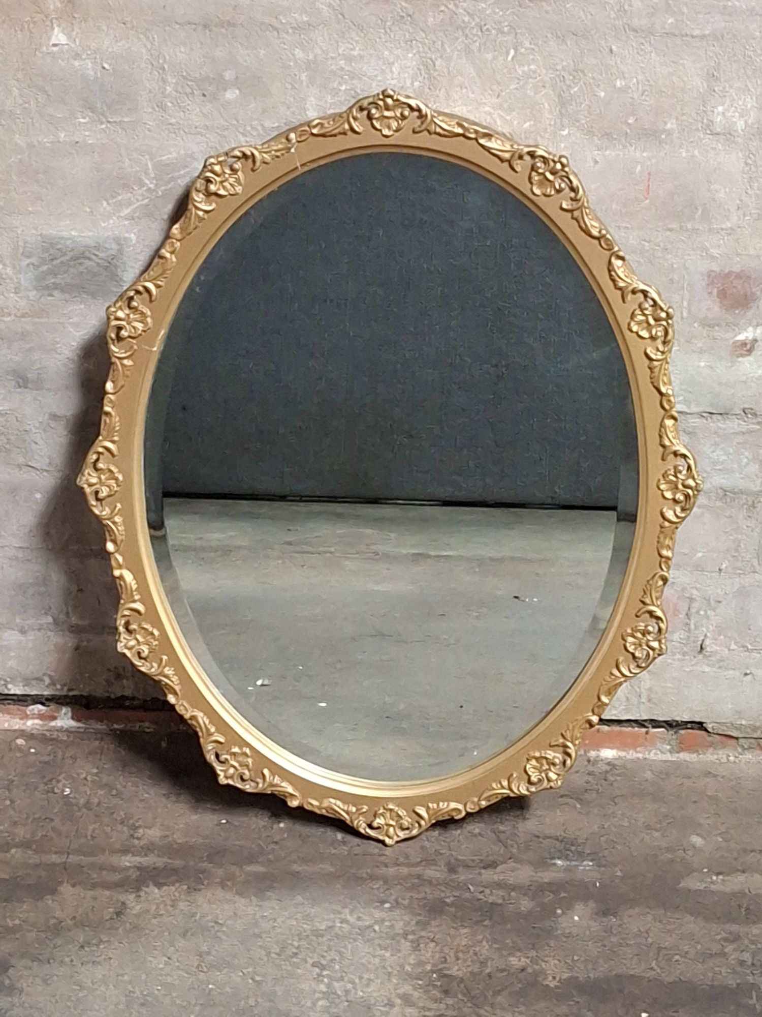222 · WALL MIRROR