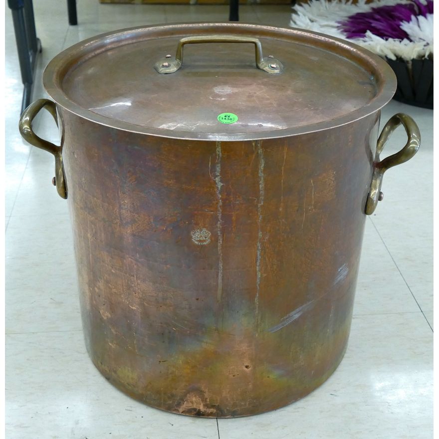 Helvetia English Large Copper Covered Cooking Pot 14''