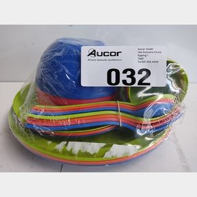 GIZMO 24 PIECE PLASTIC PICNIC CAMPING DINNERWARE SET