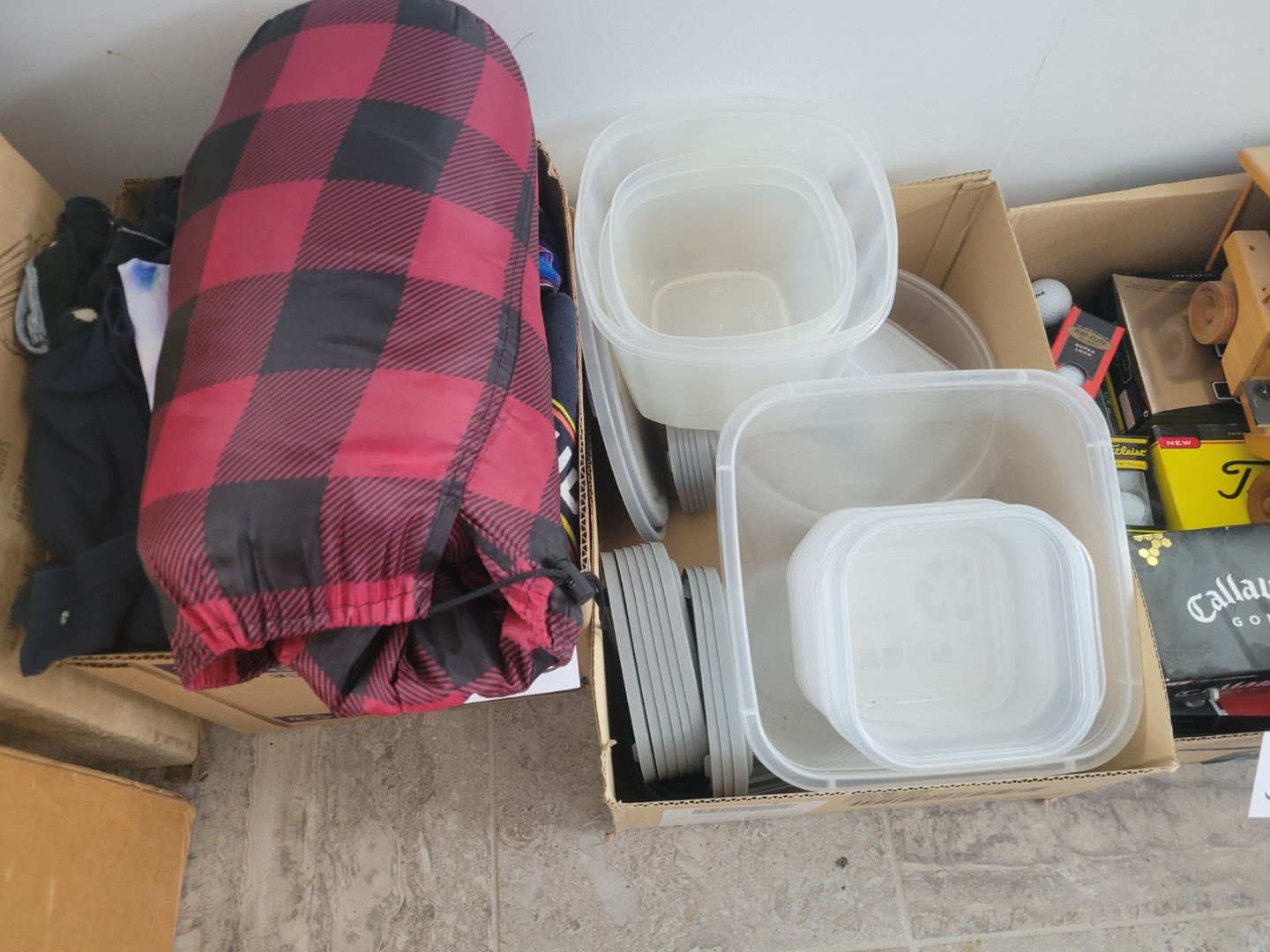 Light Weight Sleeping Bag and Kitchen Storage Containers Midwest