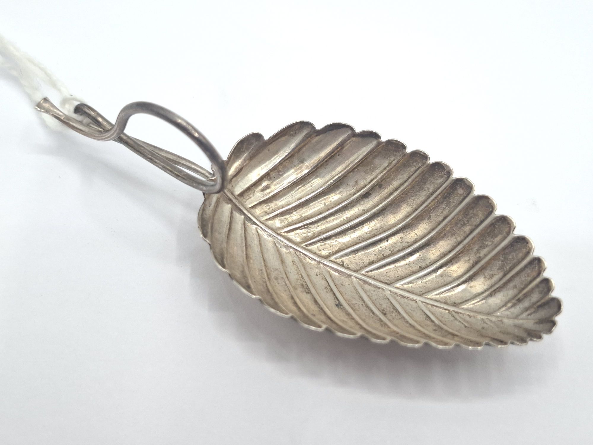 Georgian Leaf Design Caddy Spoon