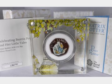 2020 ELIZABETH II 'PETER RABBIT' COLOURIZED PROOF SILVER 50 PENCE
