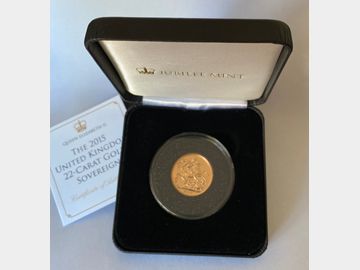 2015 ELIZABETH II (BU) GOLD SOVEREIGN