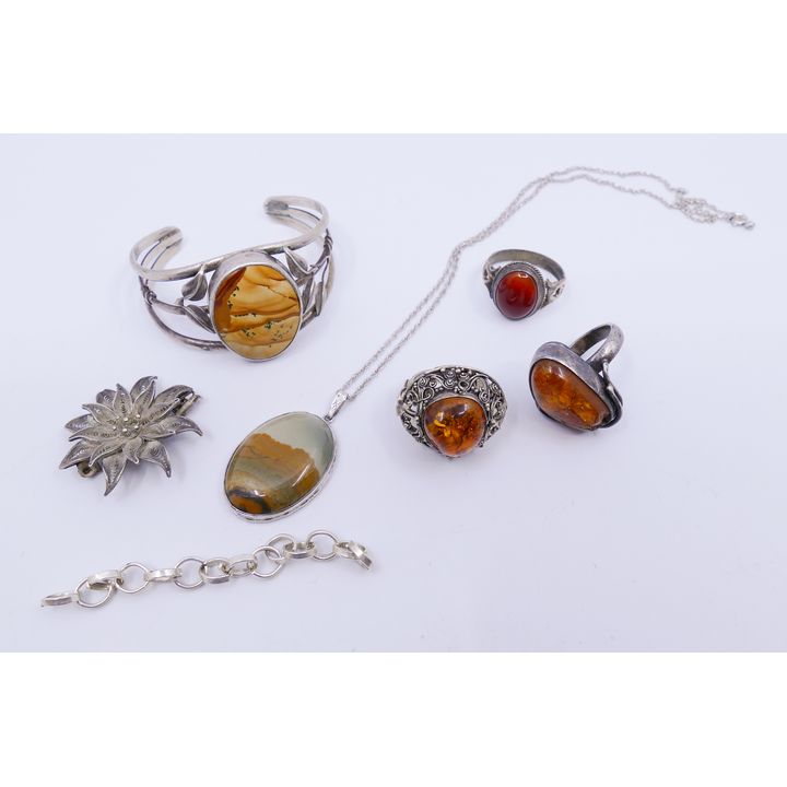 Box Sterling, Amber, and Agate Jewelry