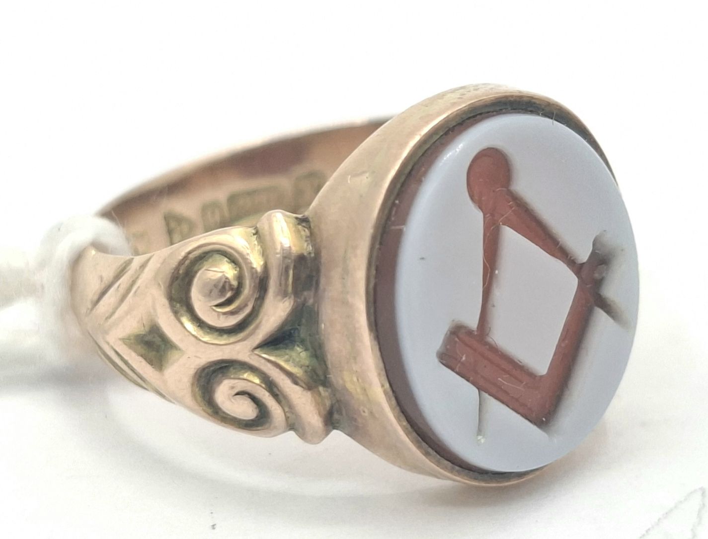 215 · 9CT MASONIC DRESS RING