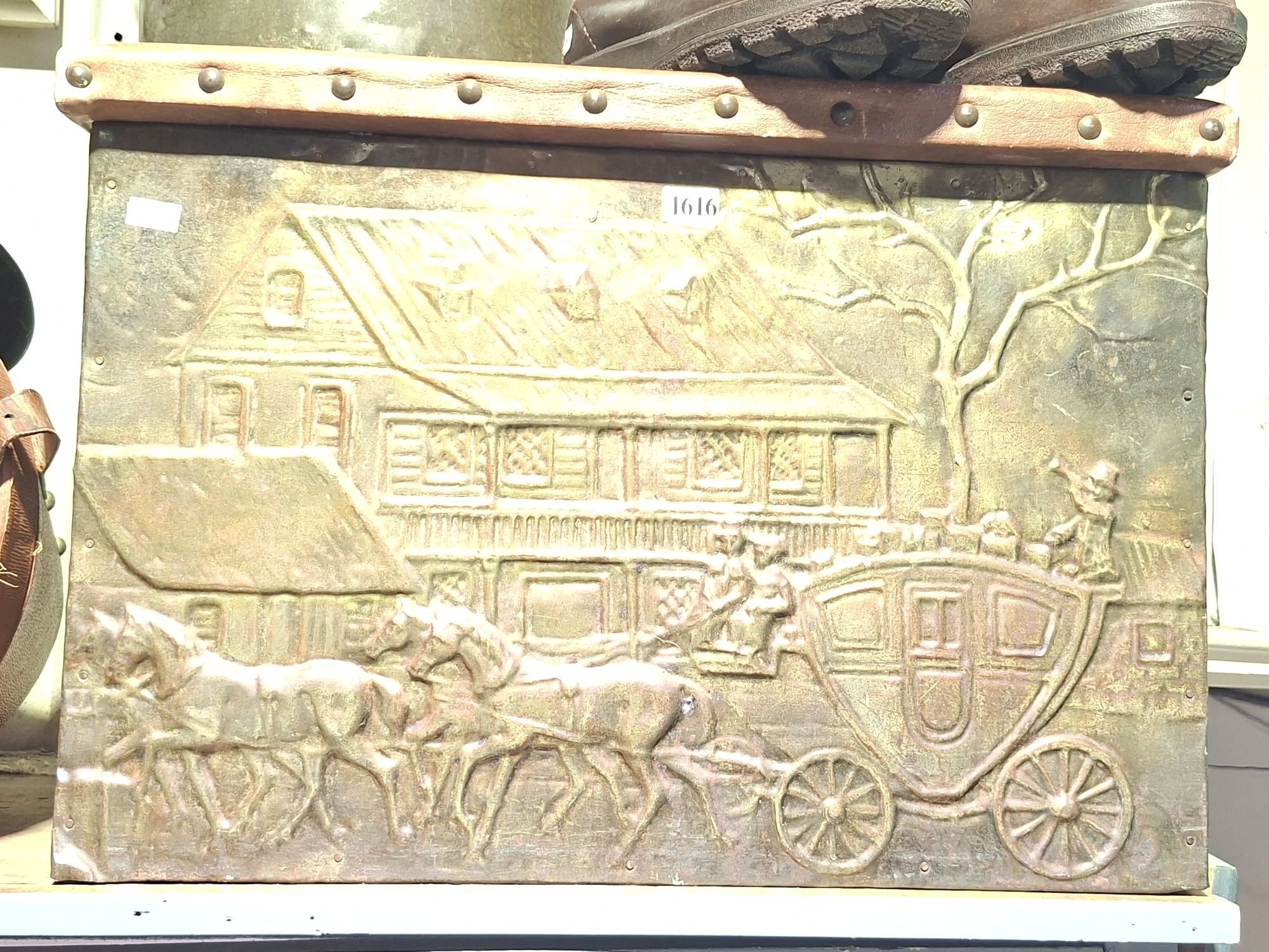 VINTAGE FIRE SIDE BOX