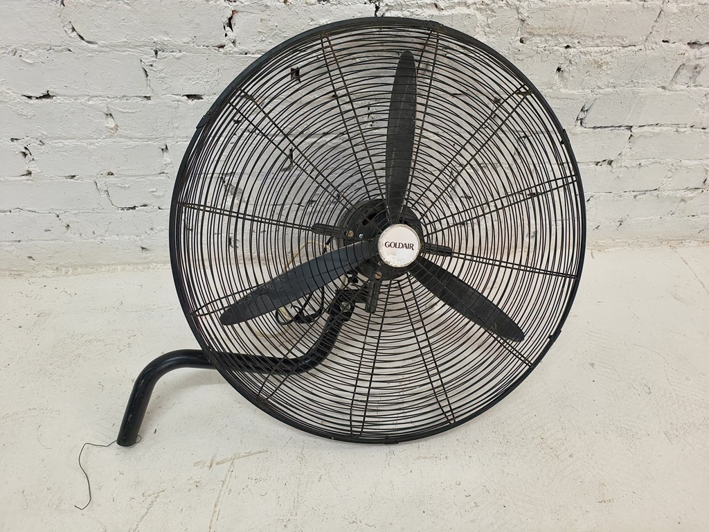 METAL GOLDAIR WALL MOUNT INDUSTRIAL FAN (WORKING) Traders