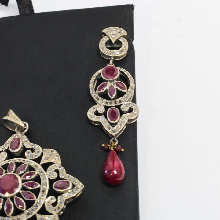 Diamond Ruby & Earrings Set 46.13g