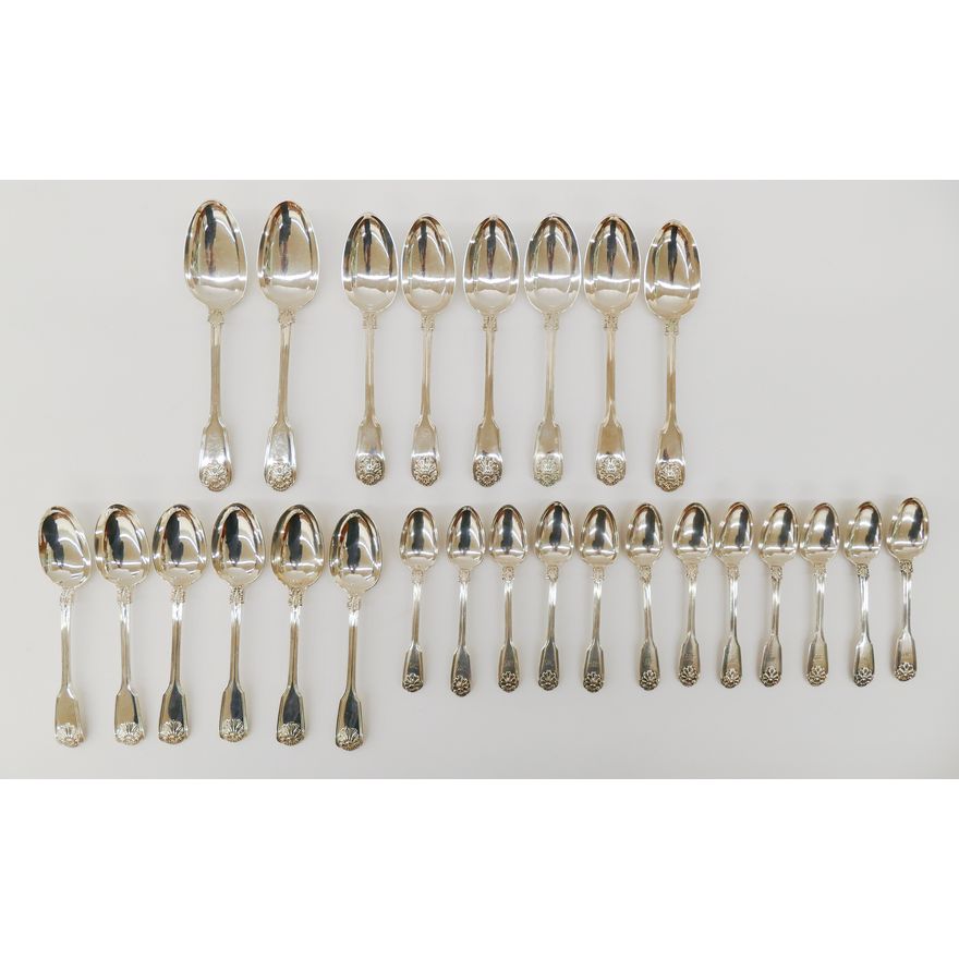26pc Antique English Sterling King's Husk Spoons