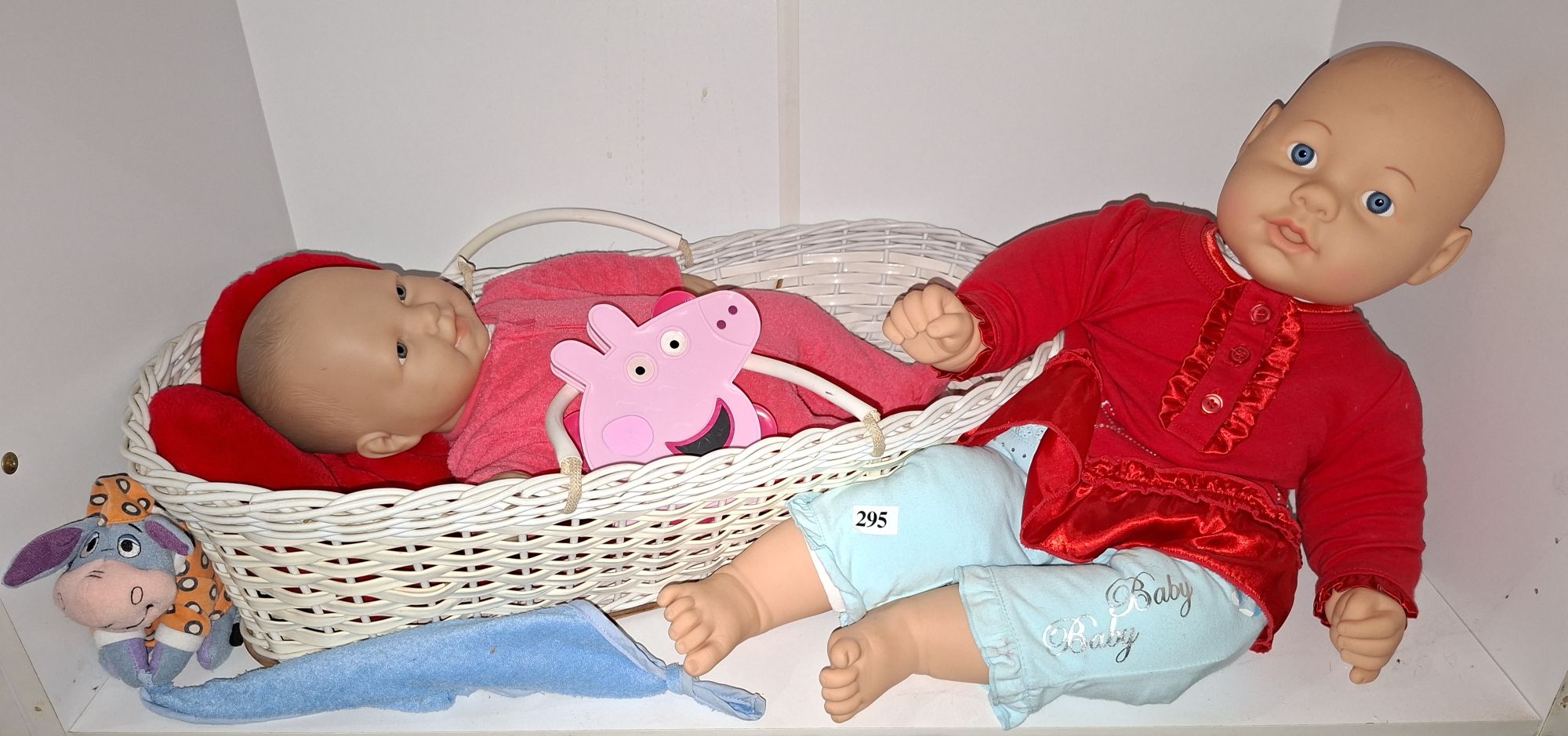 2 BABY DOLLS