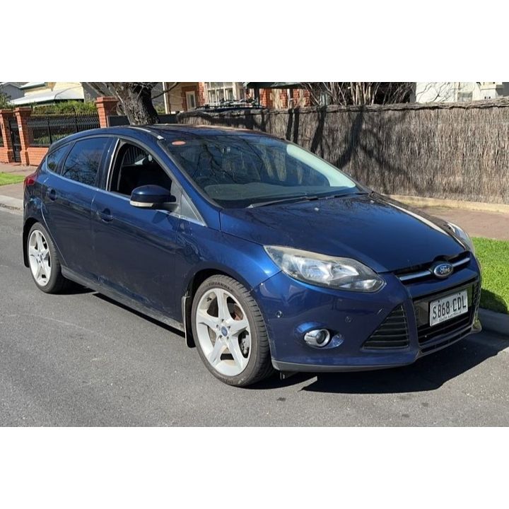 Ford Focus 3 Sedan - 2012