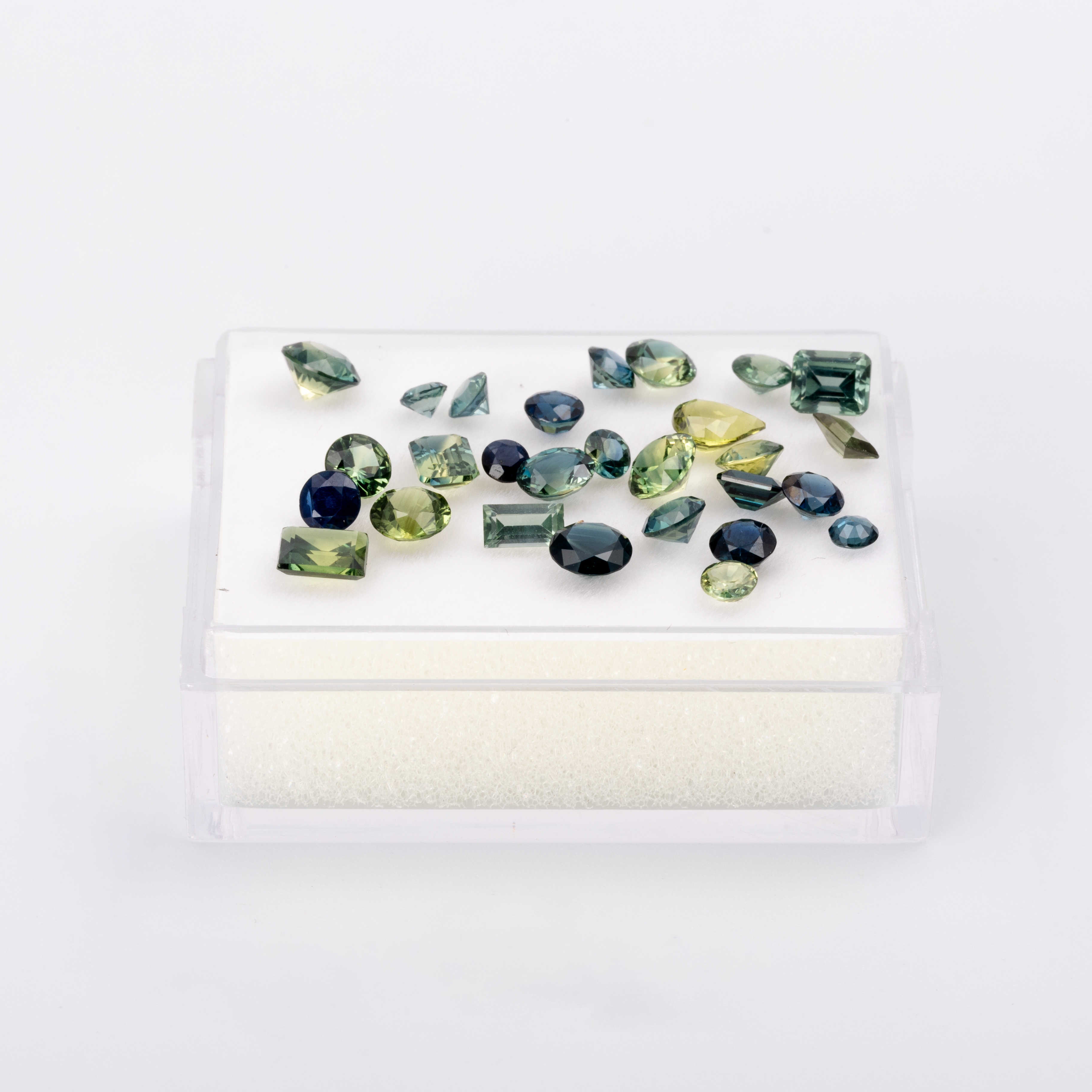 12.7 Mixed Parcel of Parti Sapphires