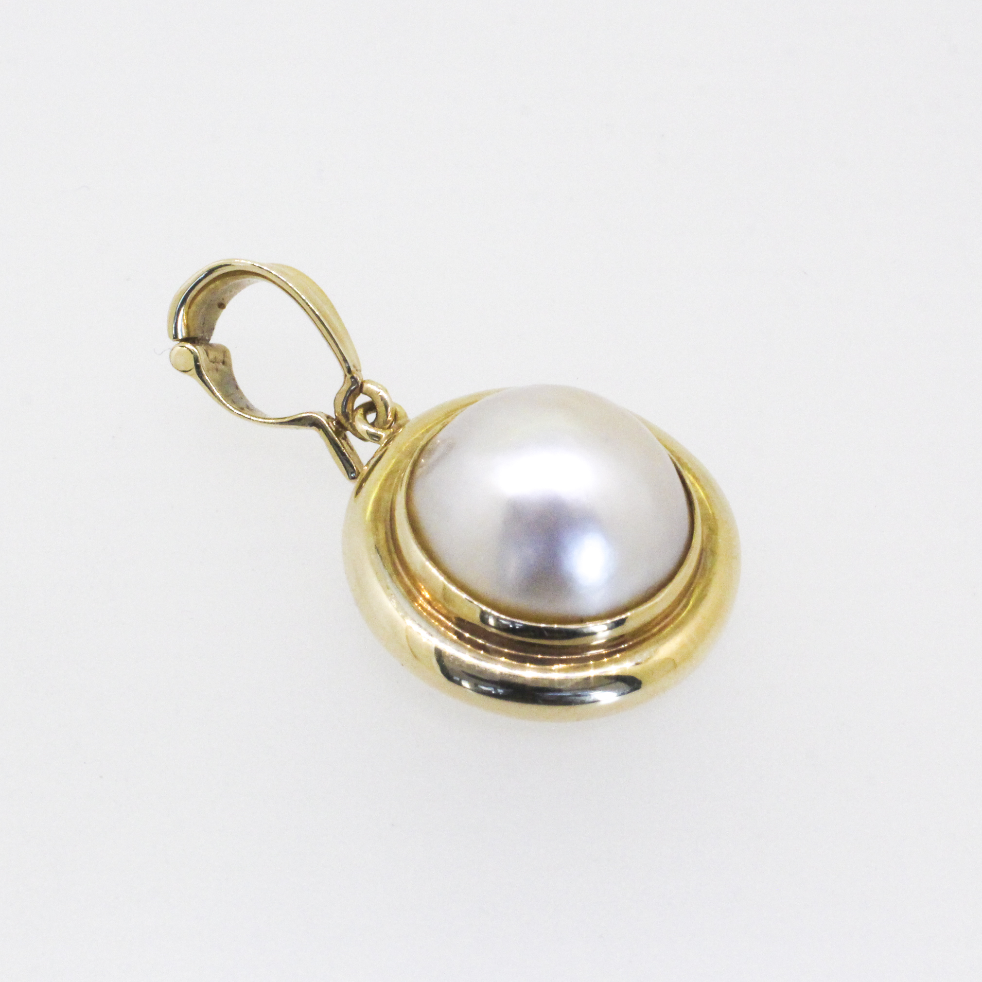 Mabe Pearl Pendant 4.46g