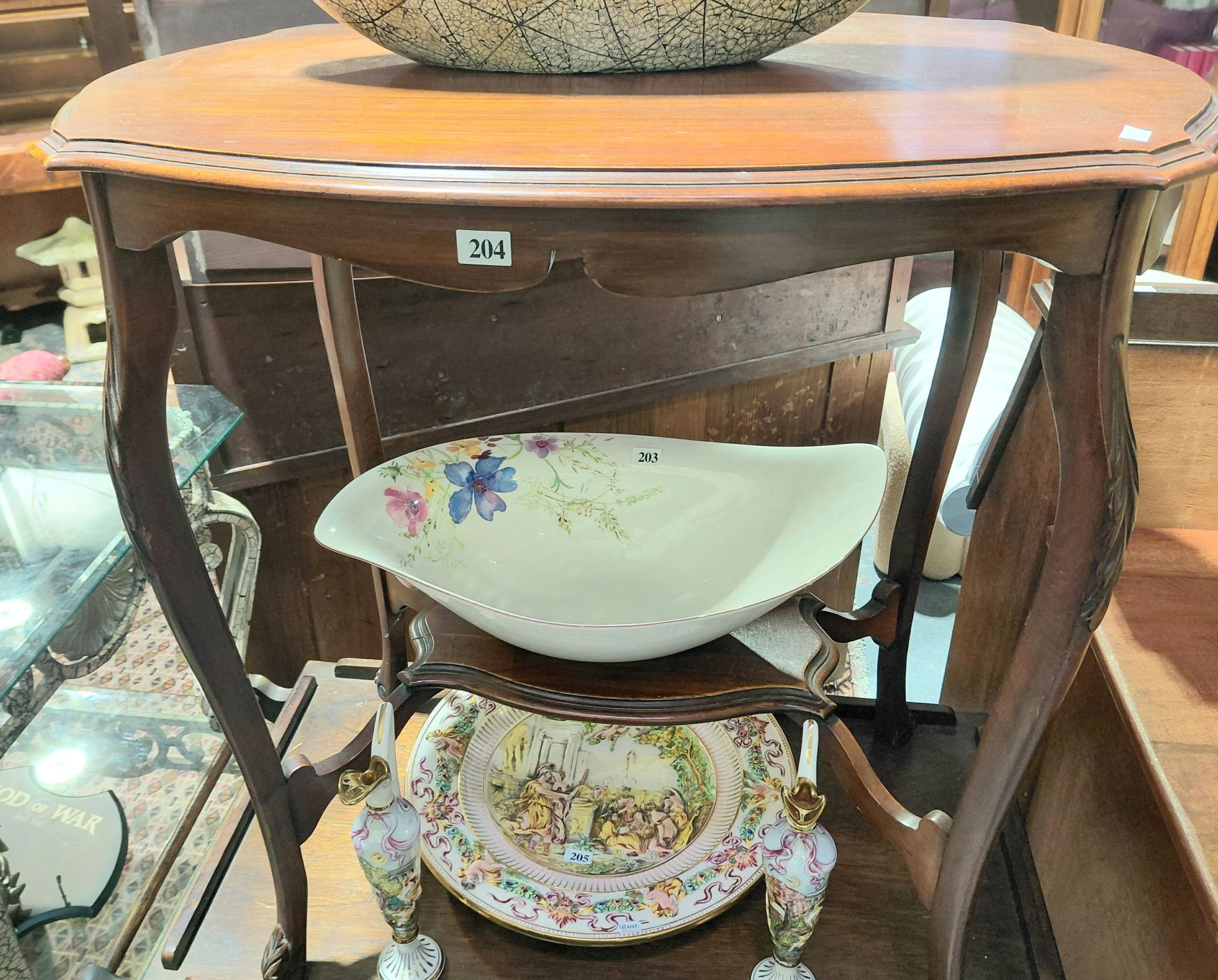 204 · OCCASIONAL TABLE,