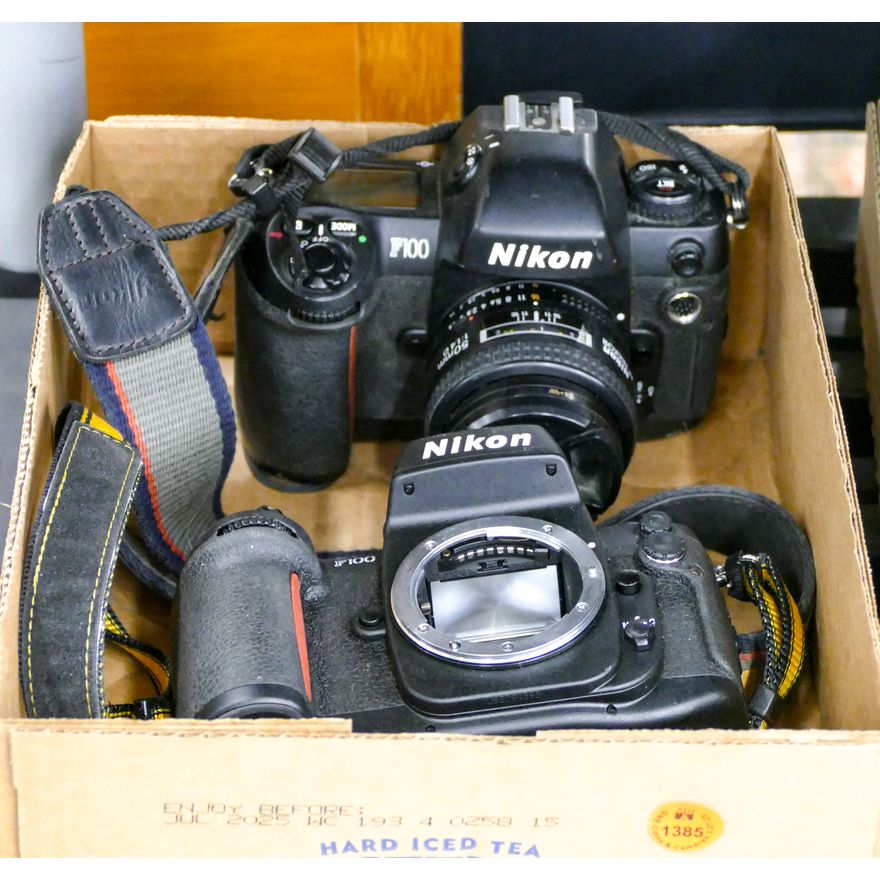Box 2pc Nikon F100 Camera Bodies