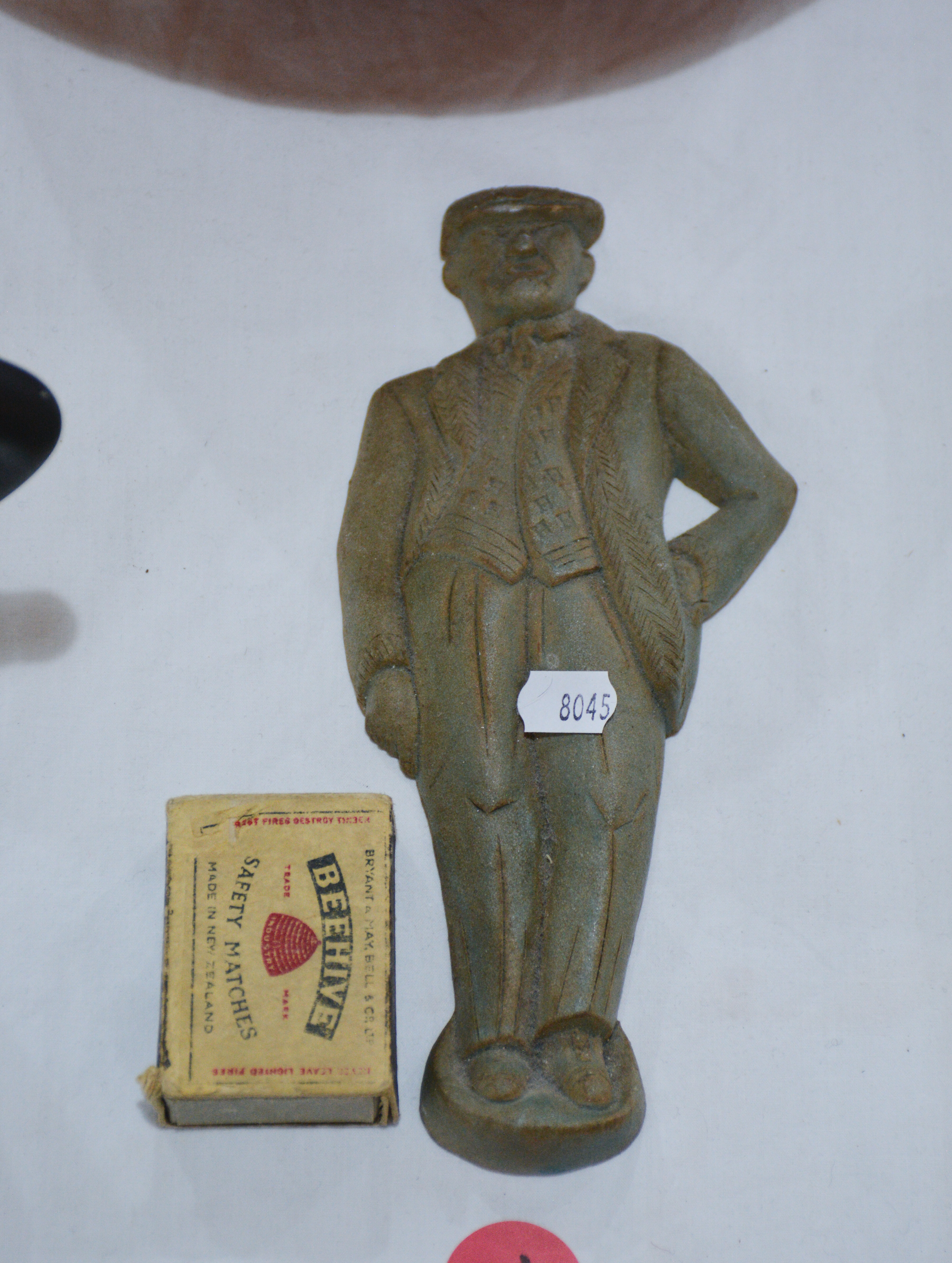 1980 Ceramic Art Gentleman with Signature — NZ auction result