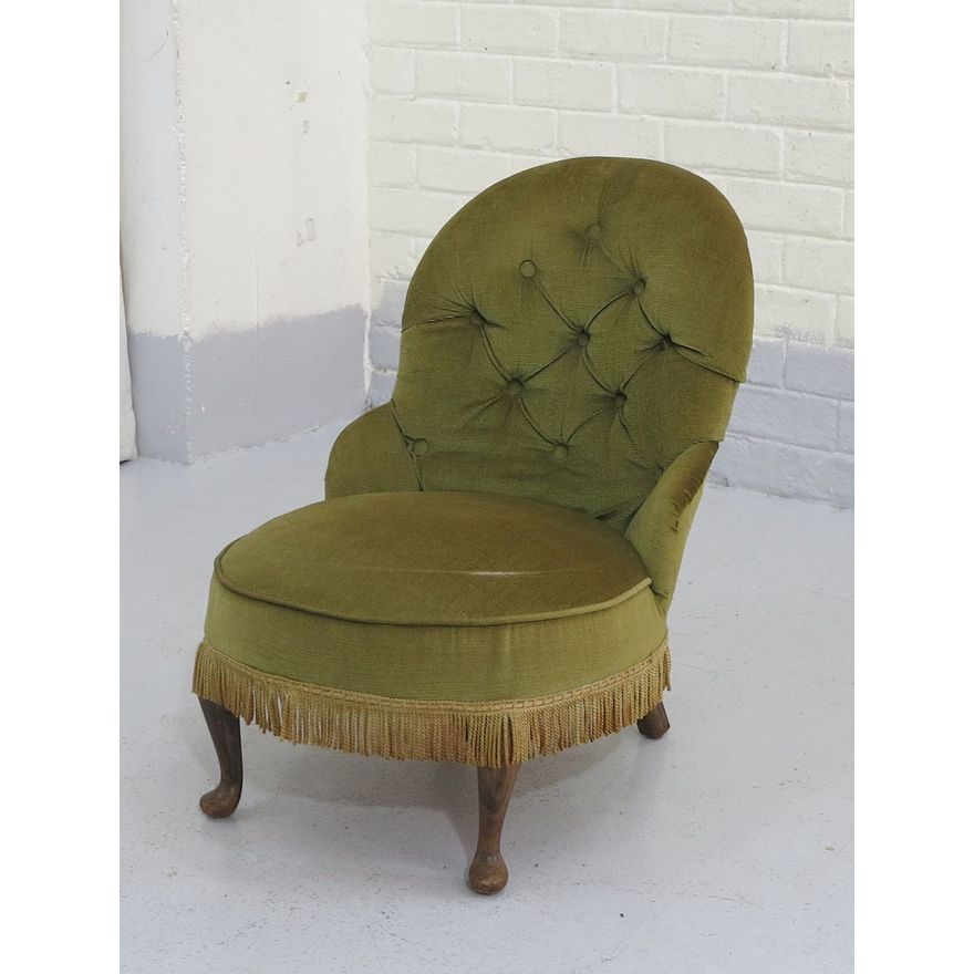 UPHOLSTERED BOUDOIR CHAIR
