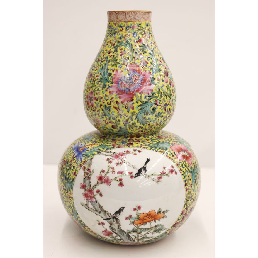 Fine Chinese Famille Jaune Double Gourd Vase