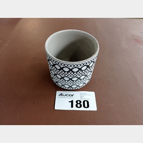 CERAMIC EMBOSSED FLOWER POT - 12X11CM - DESIGN 1