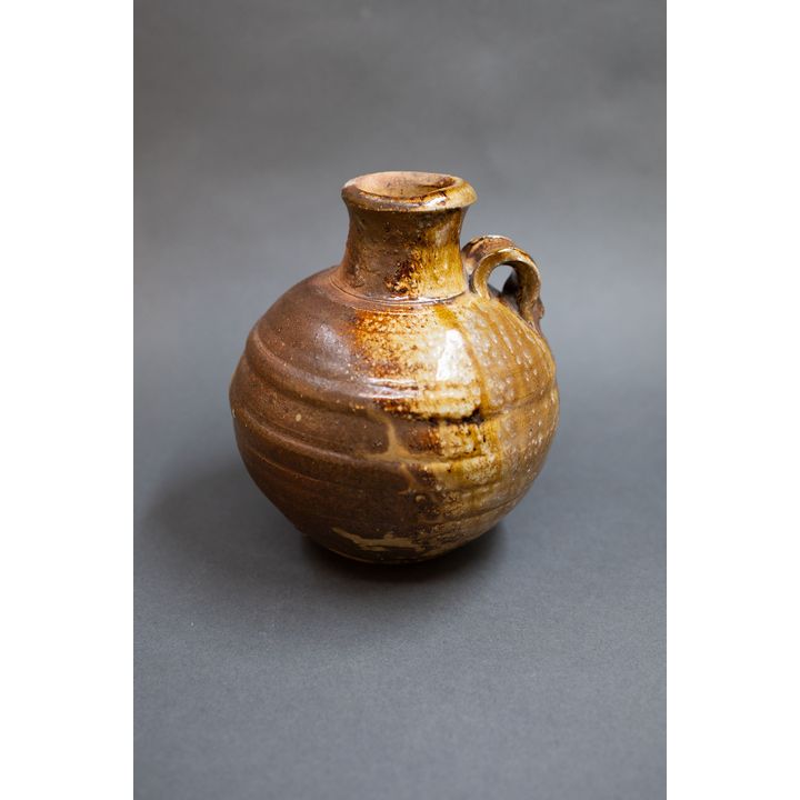 Chester Nealie - Lug handled bottle