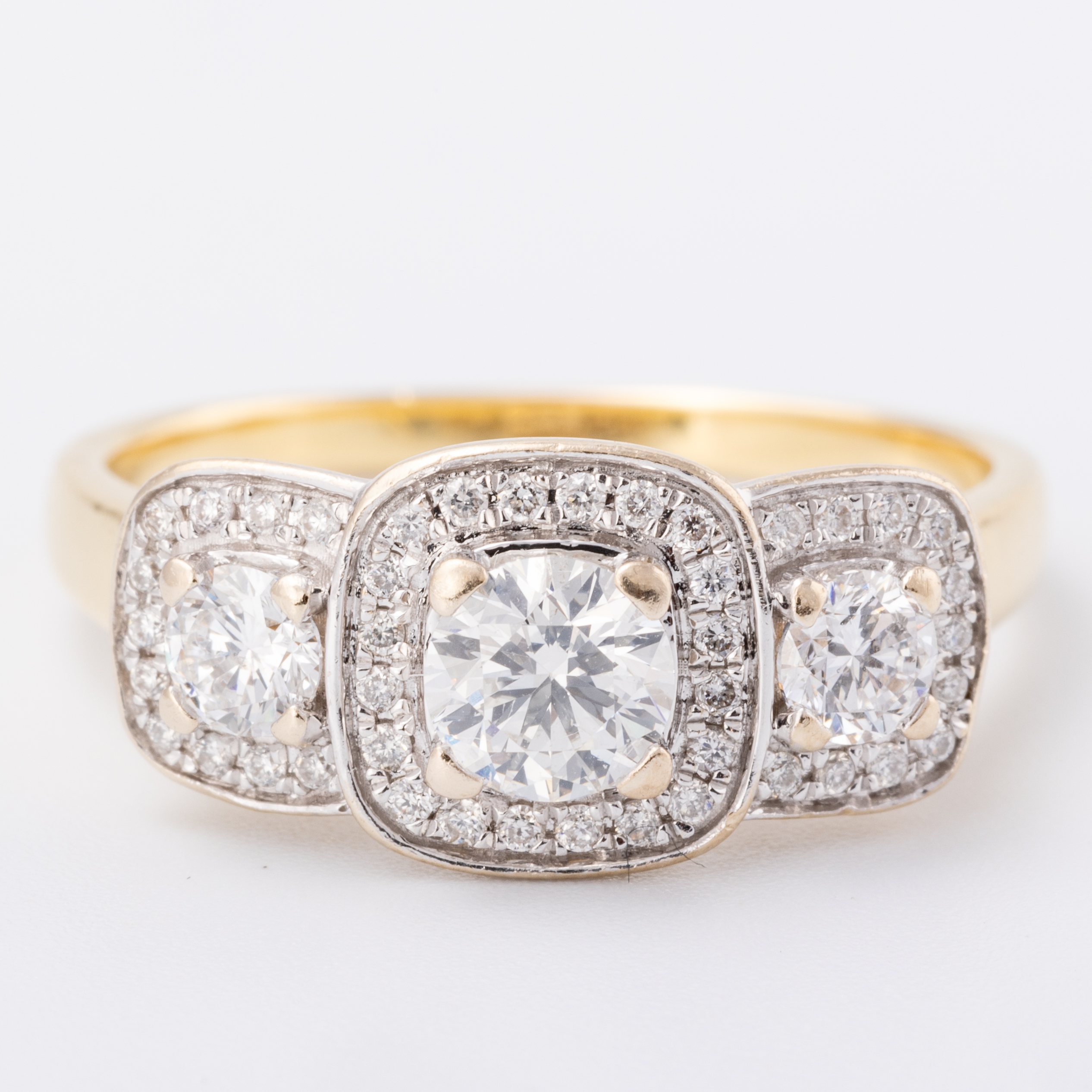 1.00 Carat Diamond Cluster Ring in 18ct Gold