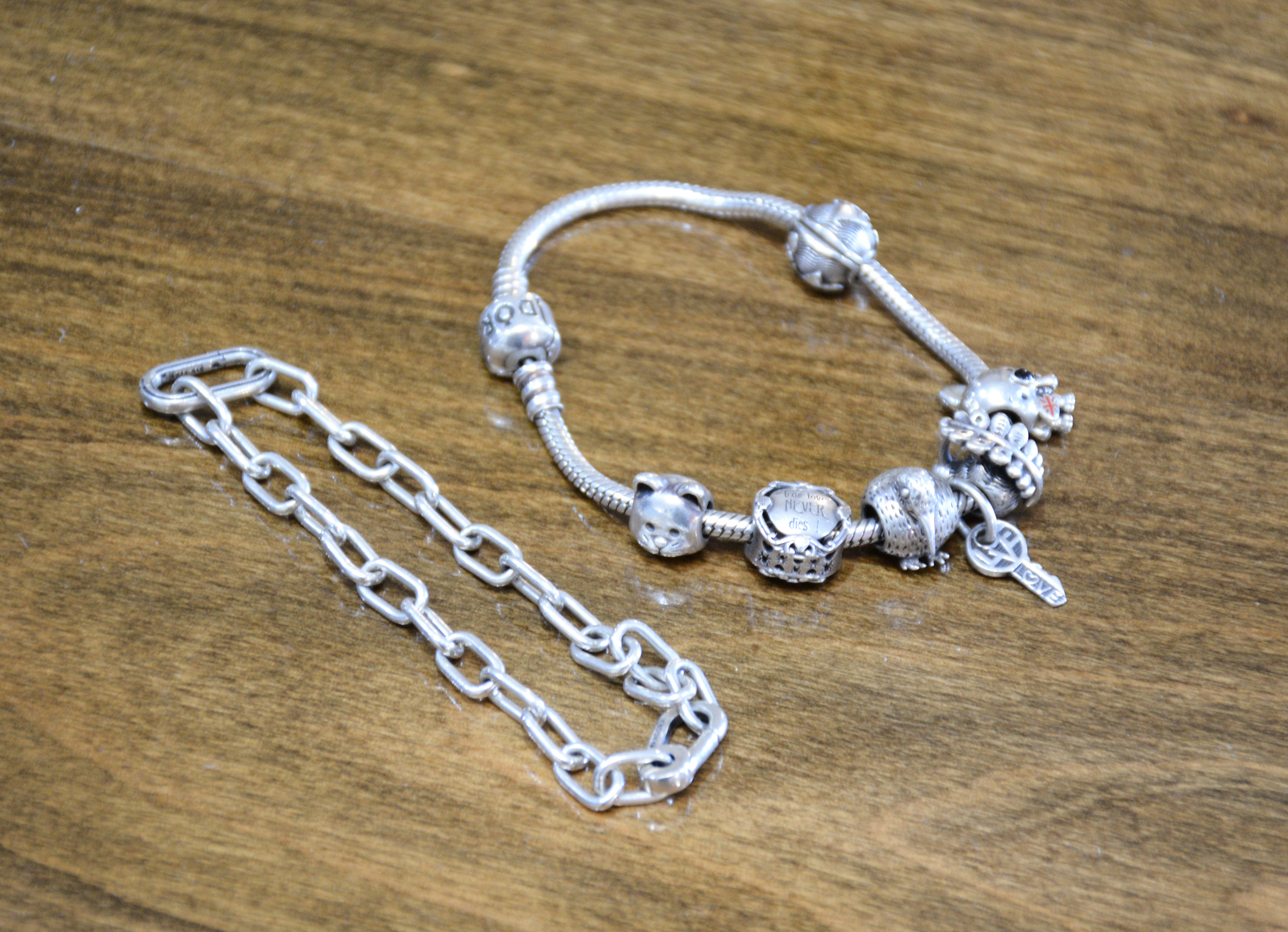 Pandora 925 Chain Bracelet, Pandora Charm Bracelet — NZ auction result