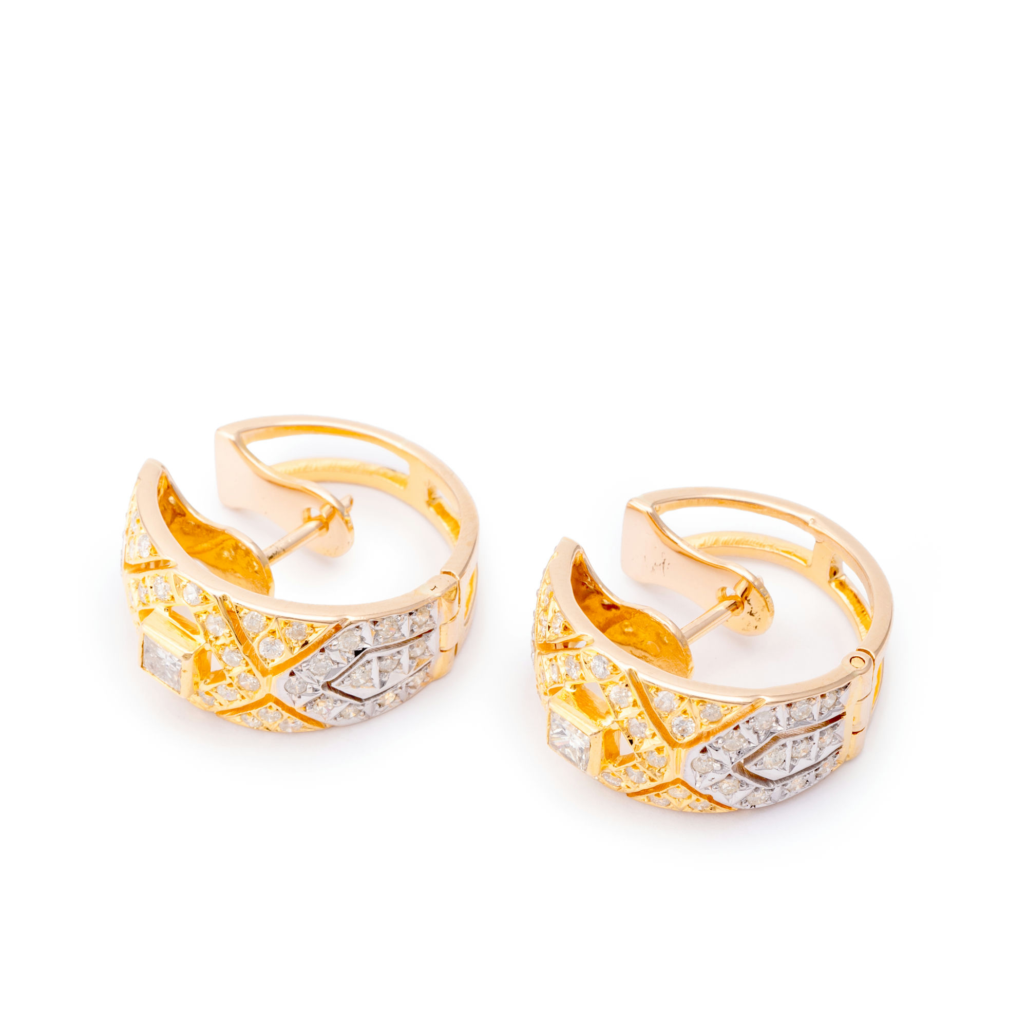 0.75 Carat Diamond Earrings 18ct Gold ,