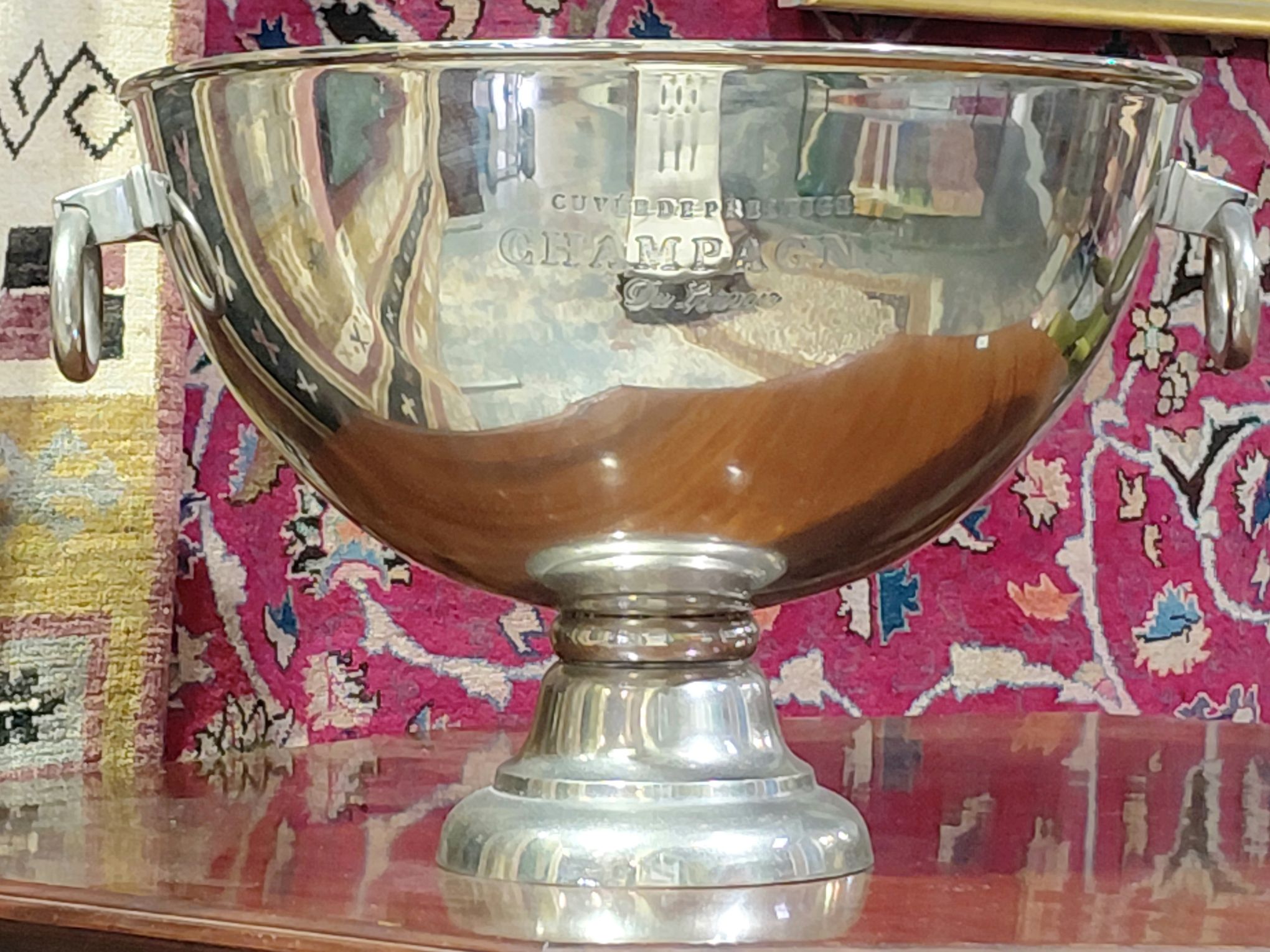 CHAMPAGNE BUCKET