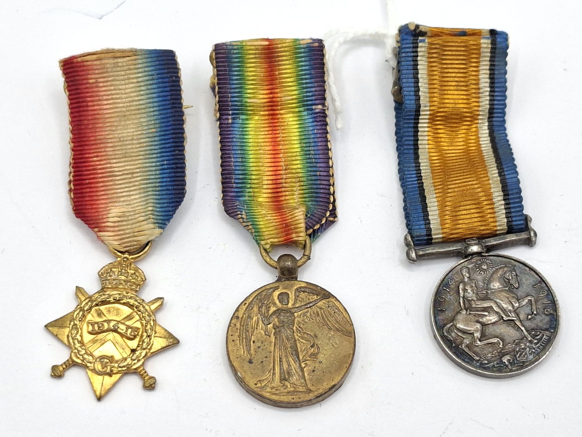 1016 · AUSTRALIAN WWI MINIATURE MEDALS