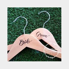 Bride and Groom Wedding Hangers - Bride and groom laser engraved wedding hanger set -51727/148 Bar 9902062465753 B2 (S6)