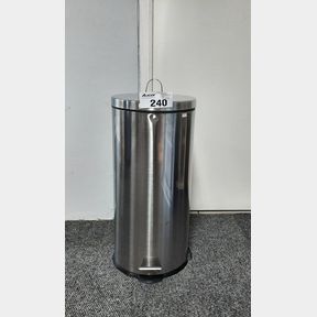 CASA ROMA 30L S/S PEDAL BIN - SOFT CLOSE LID - SILVER -